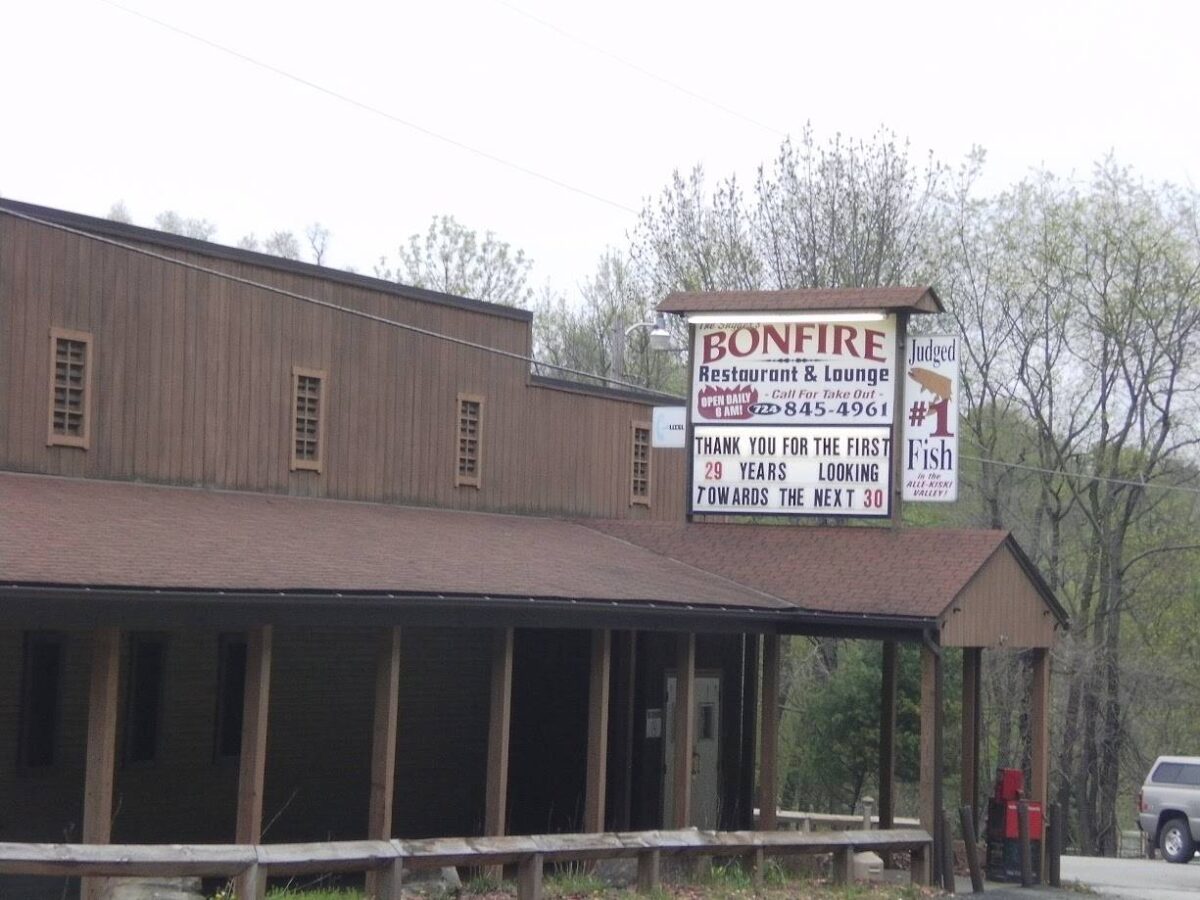 The Bonfire Restaurant, May 2011