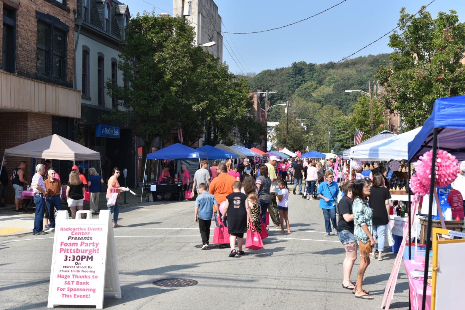 Leechburg Pink Day 2019